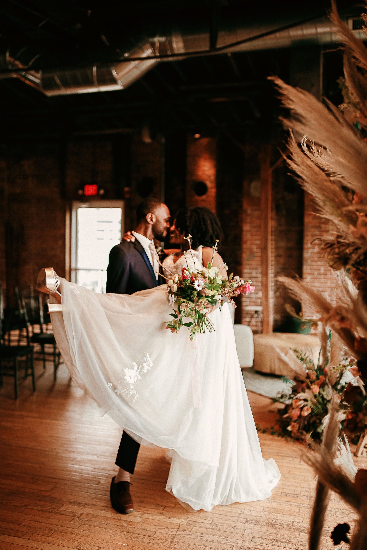 garden style wedding flowers for weddings in london and worldwide